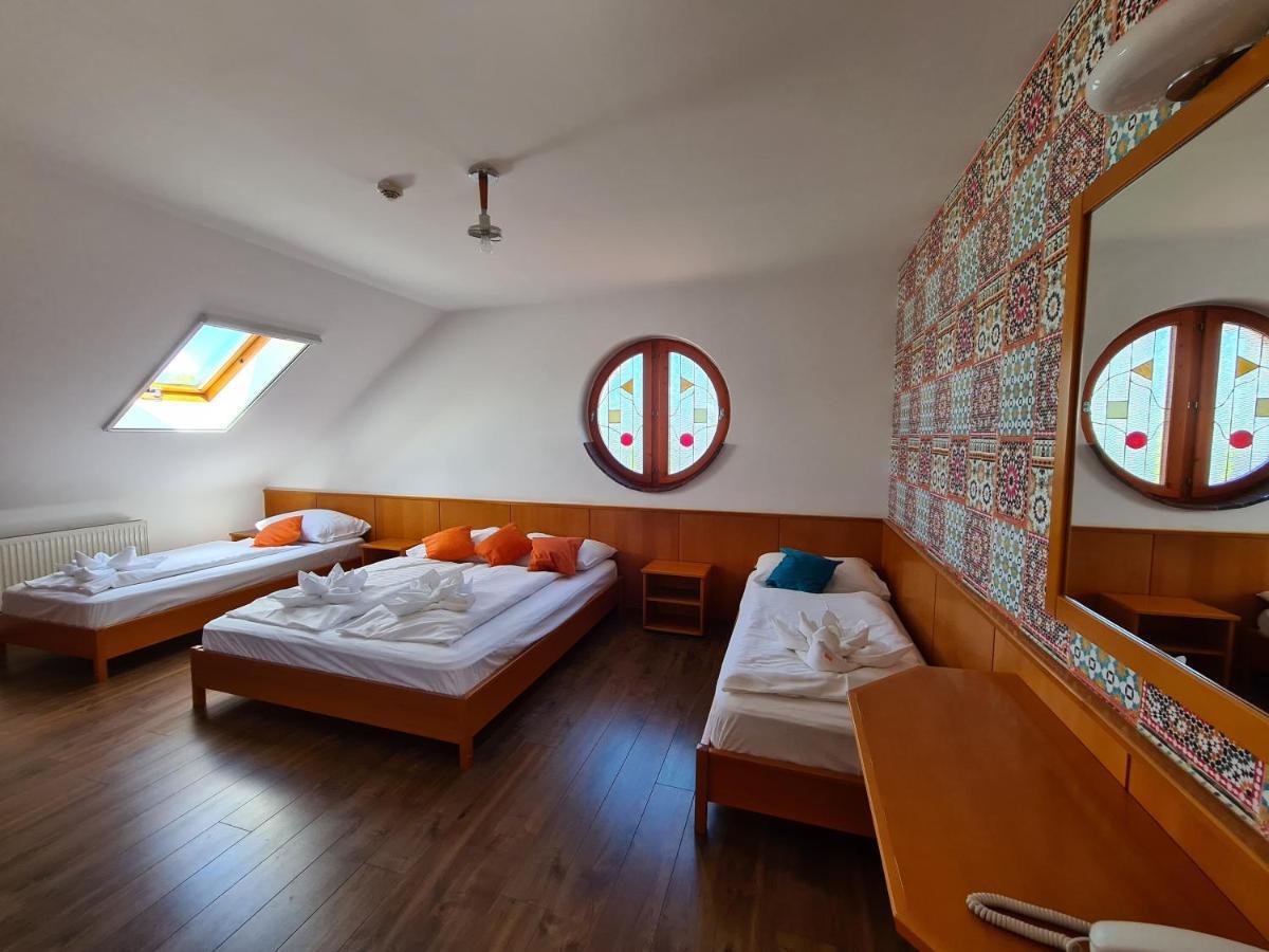István Parkhotel és Gasztrofarm Sormás Esterno foto